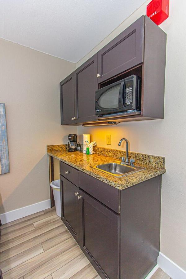 Landmark Resort King Suite Unit 710 Beautifully Updated Sleeps 4 Myrtle Beach Exteriér fotografie